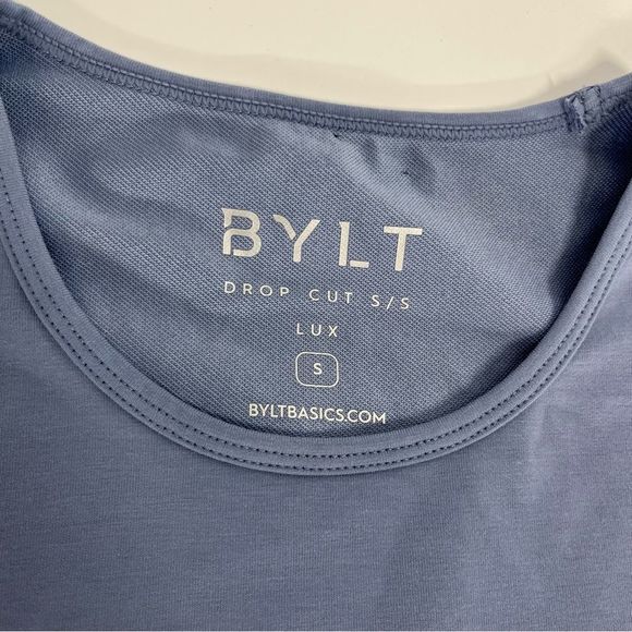 Bylt Shirt Mens Small Blue Drop Cut Lux Bssics Short Sleeve Athletic Performance - Picture 3 of 7